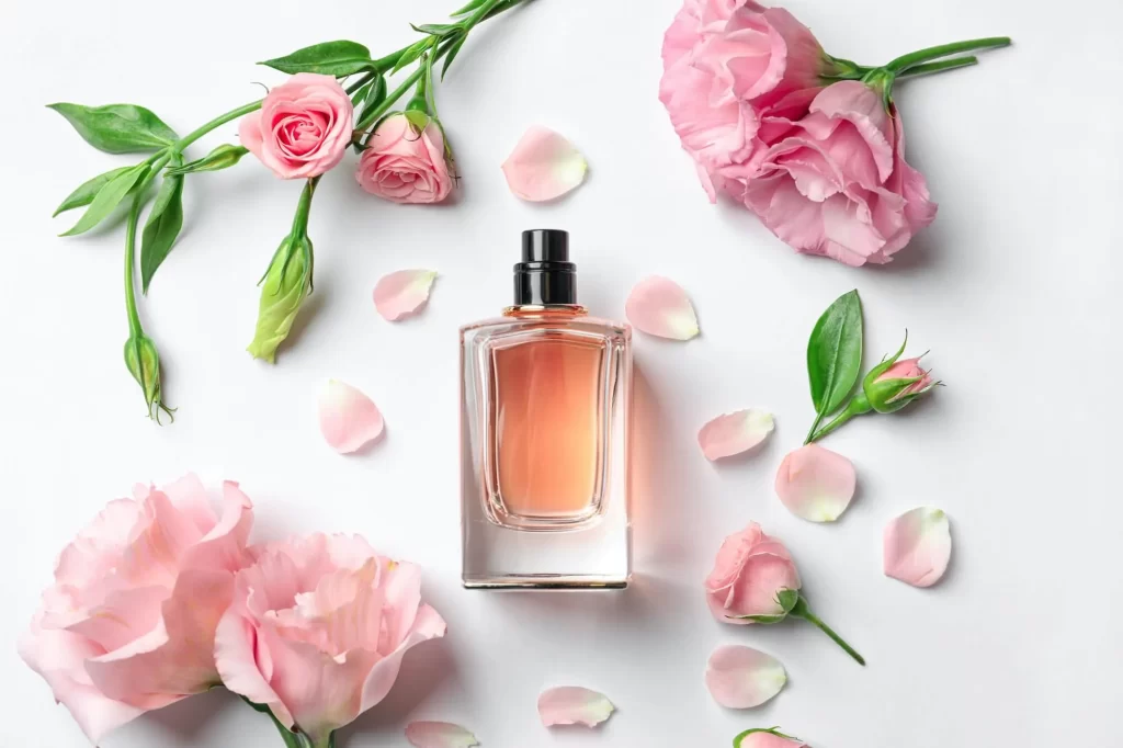 Các Tầng Hương Trong Nước Hoa Hoạt Động Như Thế Nào? 3 Hương giữa nước hoa hoa hồng hoa nhài